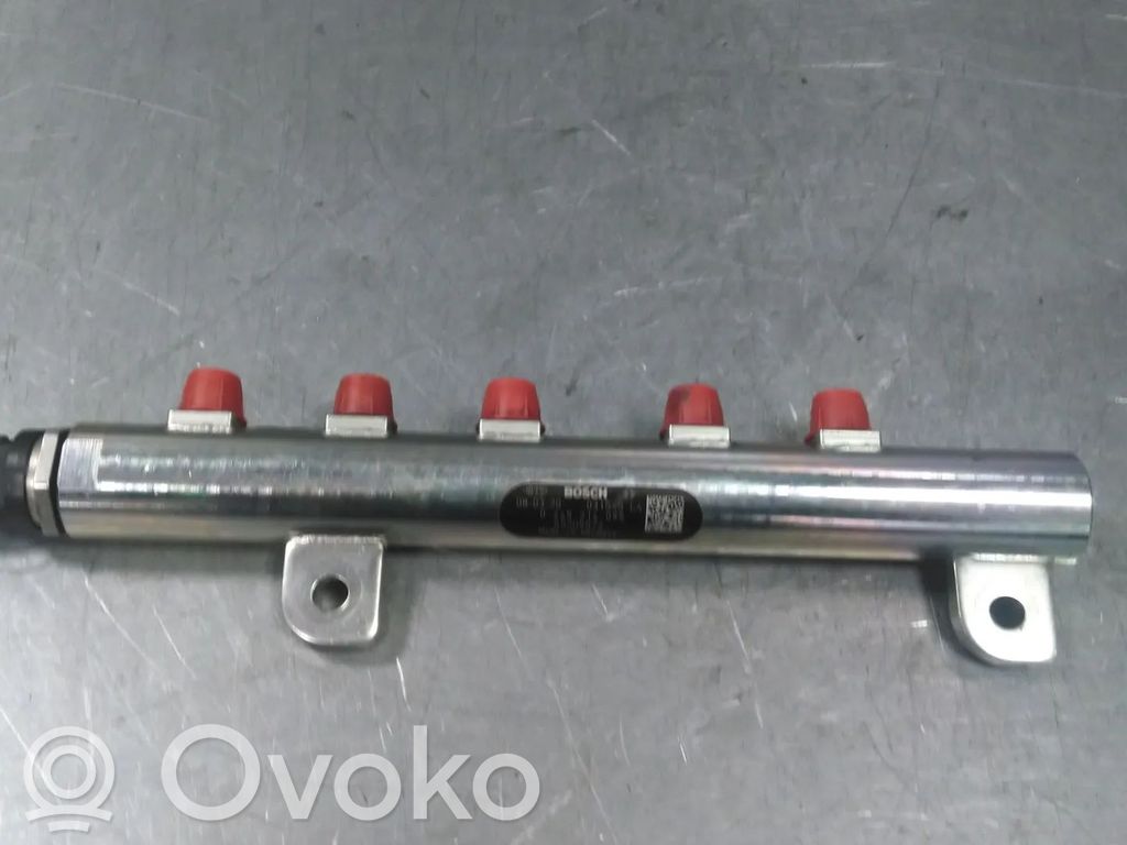 Opel Zafira B Rampă alimentare injectoare 