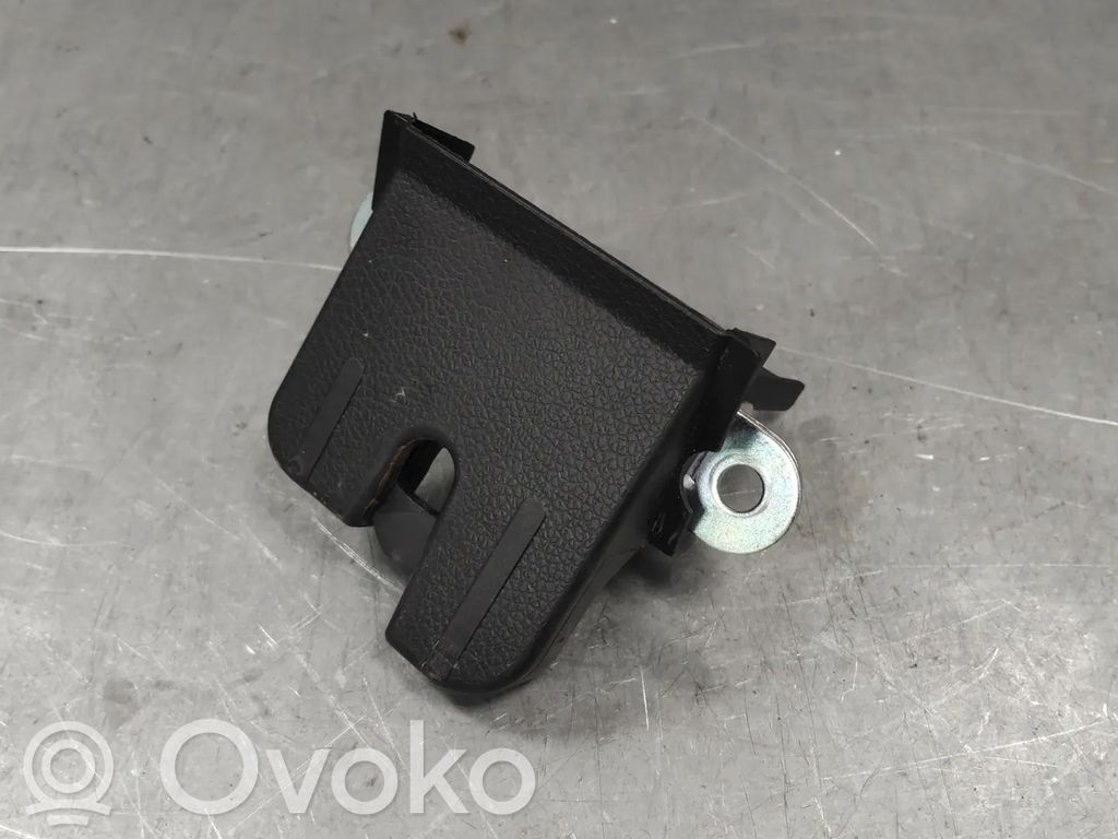 Volkswagen Golf VII Zamek klapy tylnej / bagażnika 