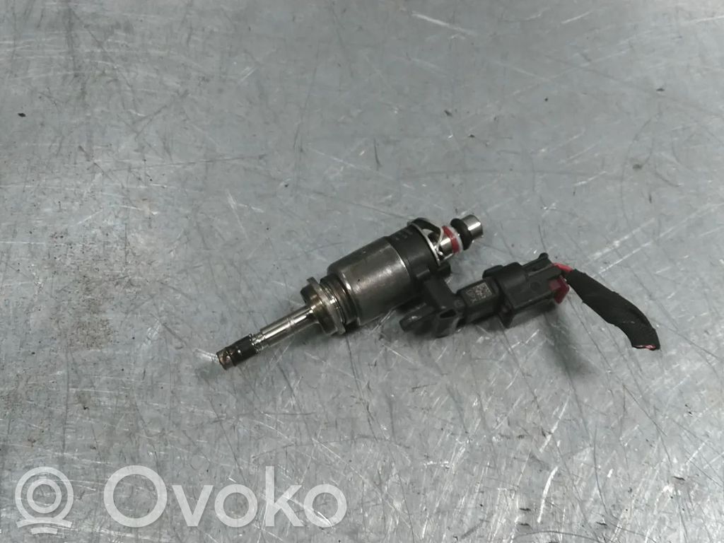 Volkswagen Golf VII Inyector de combustible 
