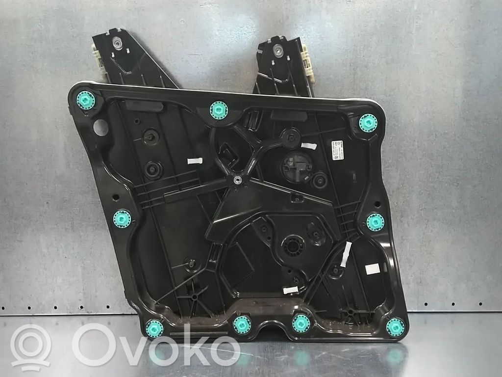 Volkswagen Golf VIII Macara geam față fără motor 