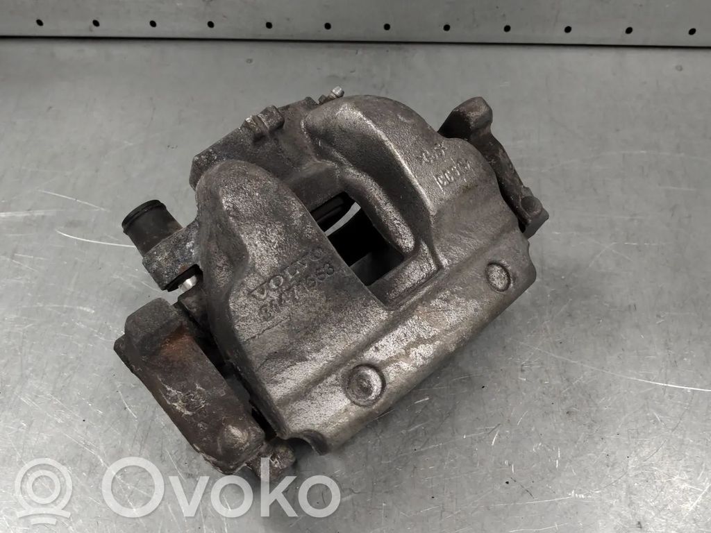 Volvo XC40 Etujarrusatula 
