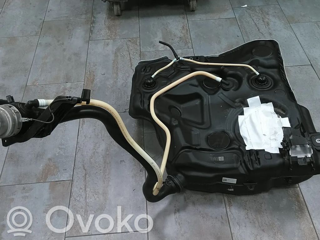 Volkswagen Golf VIII Rezervor combustibil 