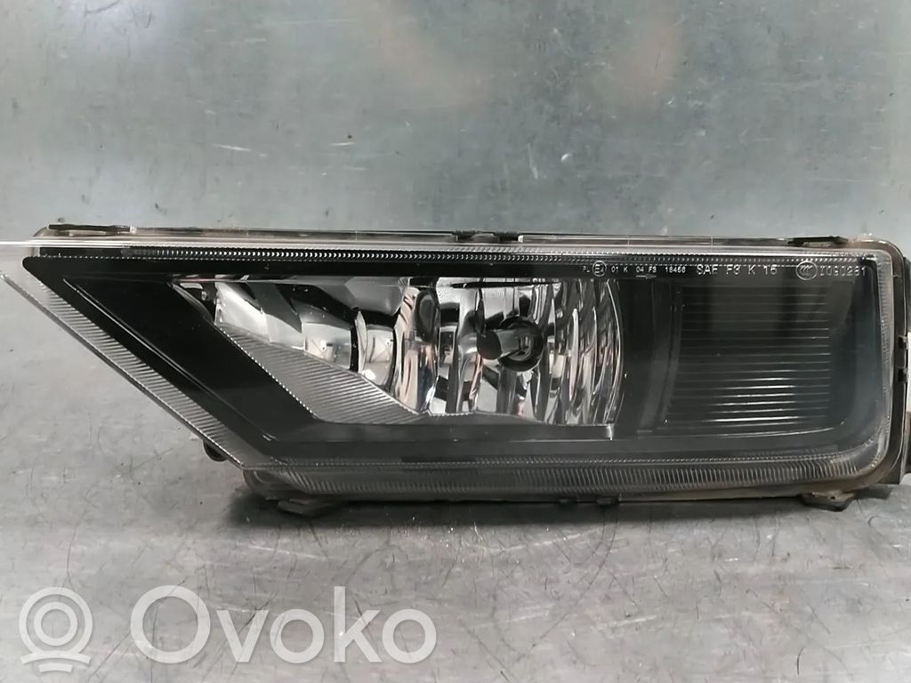 Volkswagen Tiguan Światło przeciwmgłowe przednie 