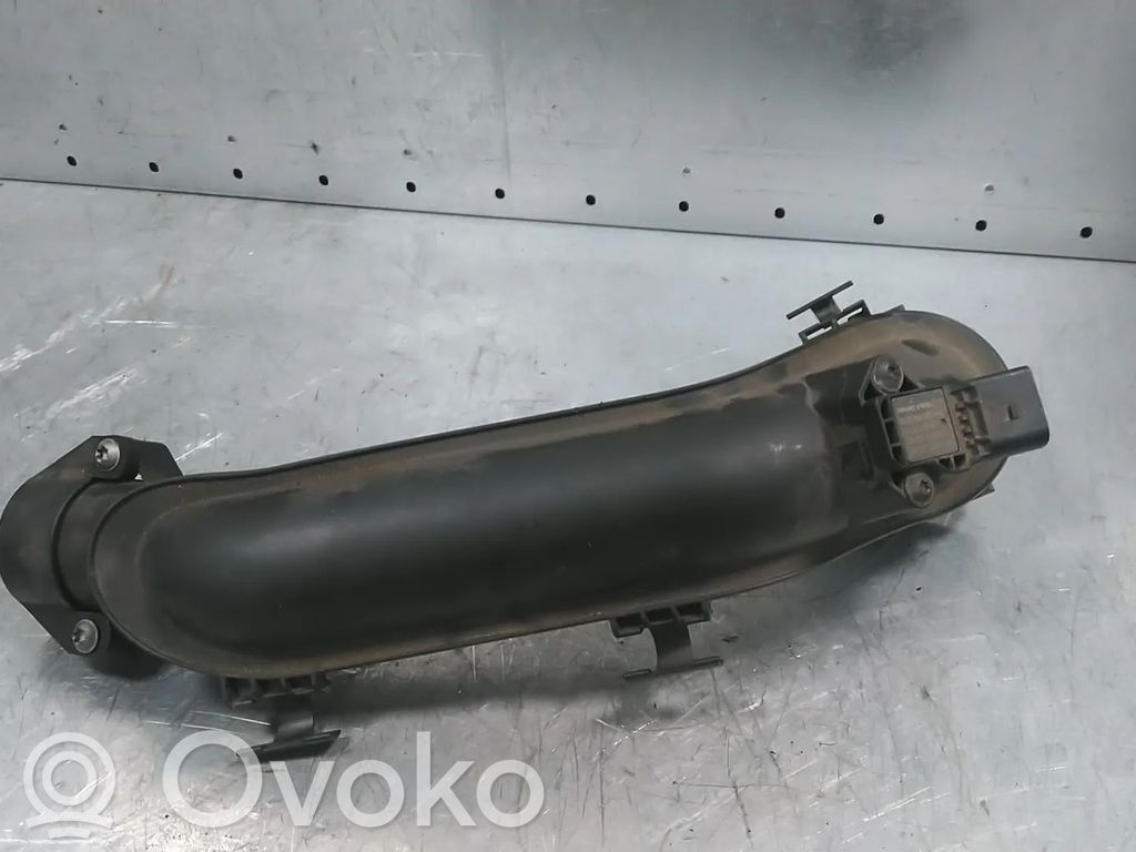 Volkswagen Polo V 6R Air intake hose/pipe 