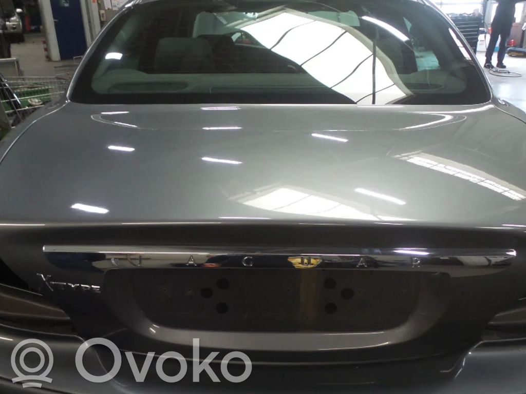 Jaguar X-Type Tailgate/trunk/boot lid 