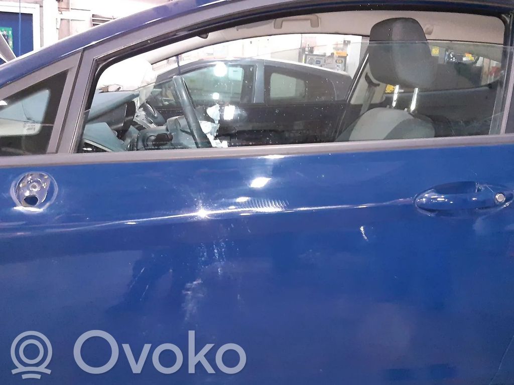 Ford Fiesta Дверь 