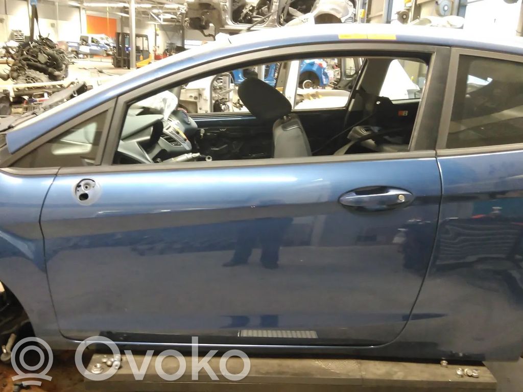Ford Fiesta Дверь 