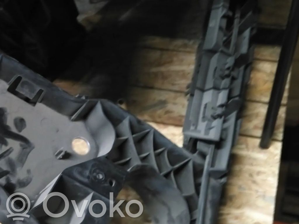 Renault Megane II Pannello di supporto del radiatore