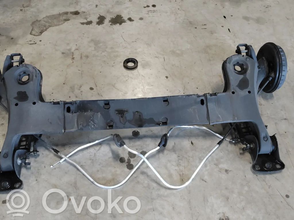 Volkswagen Polo VI Grinda punții spate 