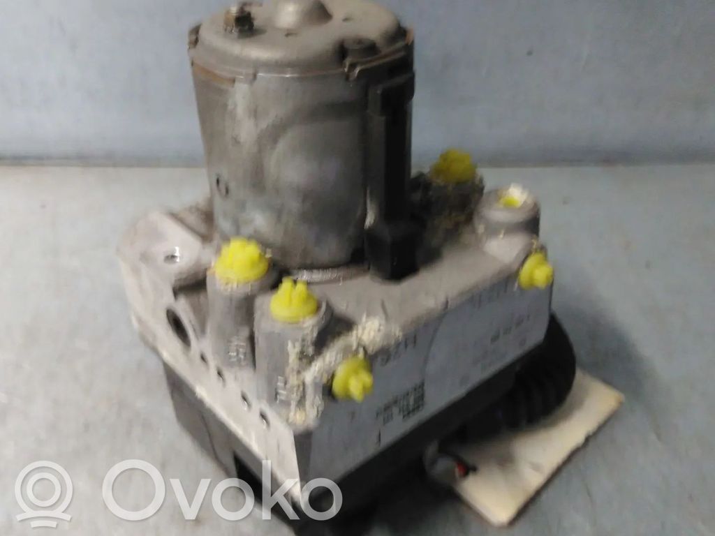 Audi A4 S4 B5 8D ABS Blokas 