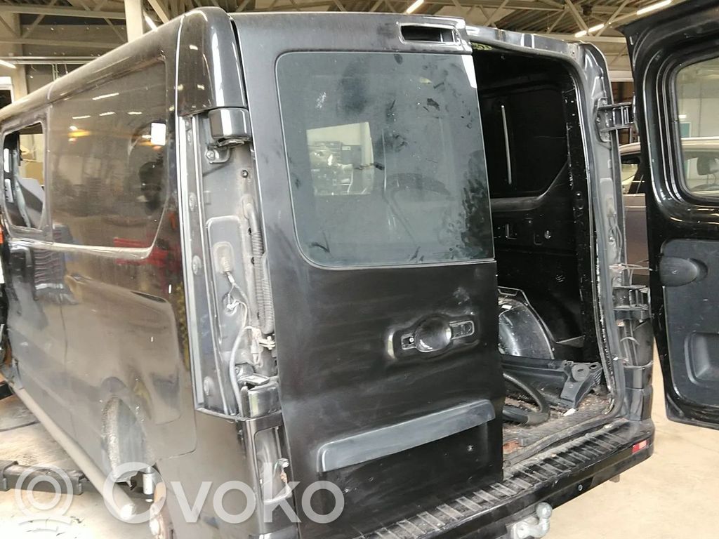 Opel Vivaro Ușă spate van 