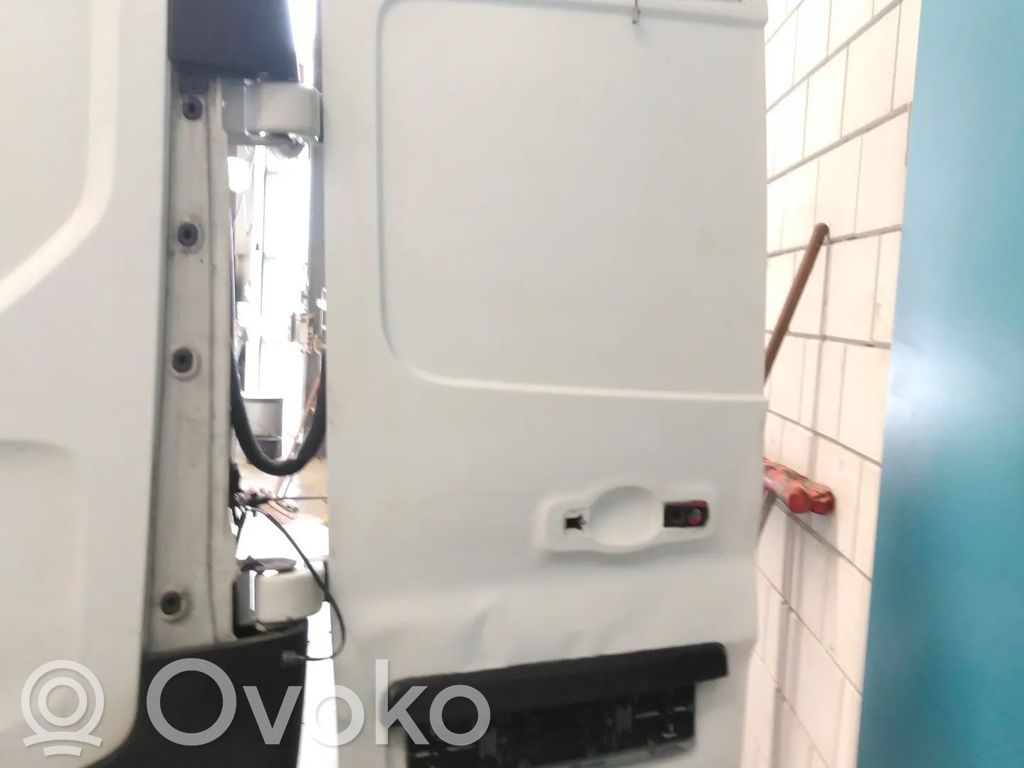 Opel Vivaro Ușă spate van 