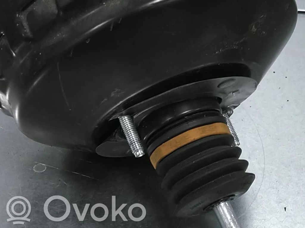 Brake booster   6776942,34336776942,34336779733,34336785648,6779733,6785648