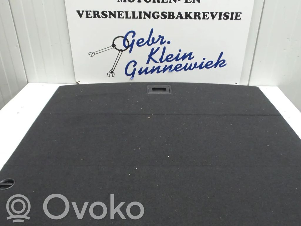 Volkswagen Golf VII Wykładzina podłogowa bagażnika 