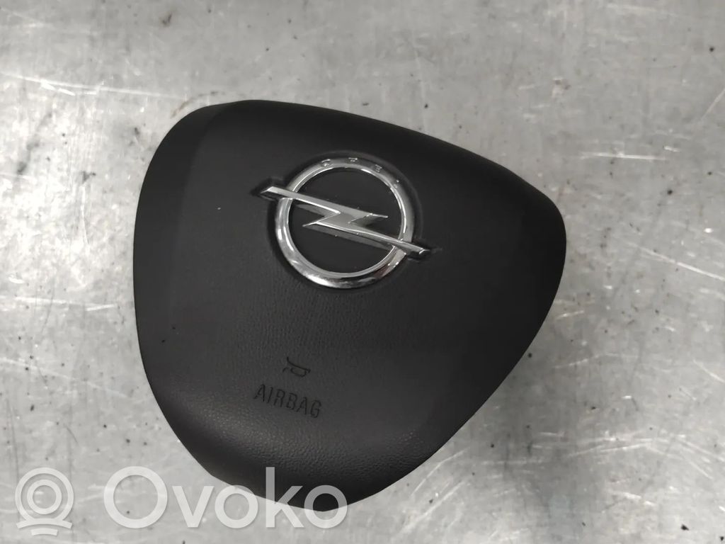 Opel Corsa E Stūres drošības spilvens 