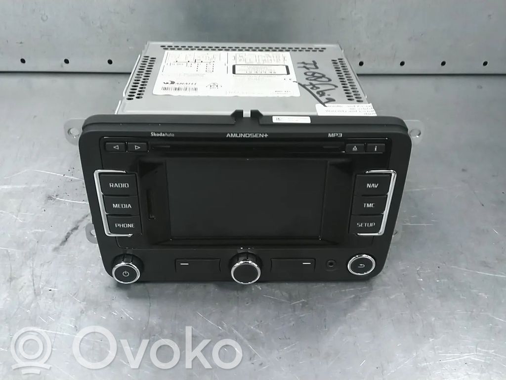 Skoda Fabia Mk2 (5J) Unité de navigation Lecteur CD / DVD 
