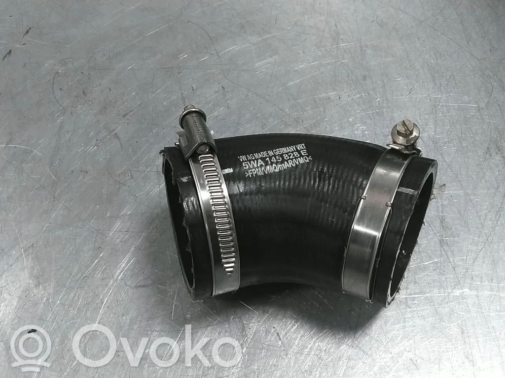 Volkswagen Golf VIII Conductă/furtun admisie aer turbosuflantă 