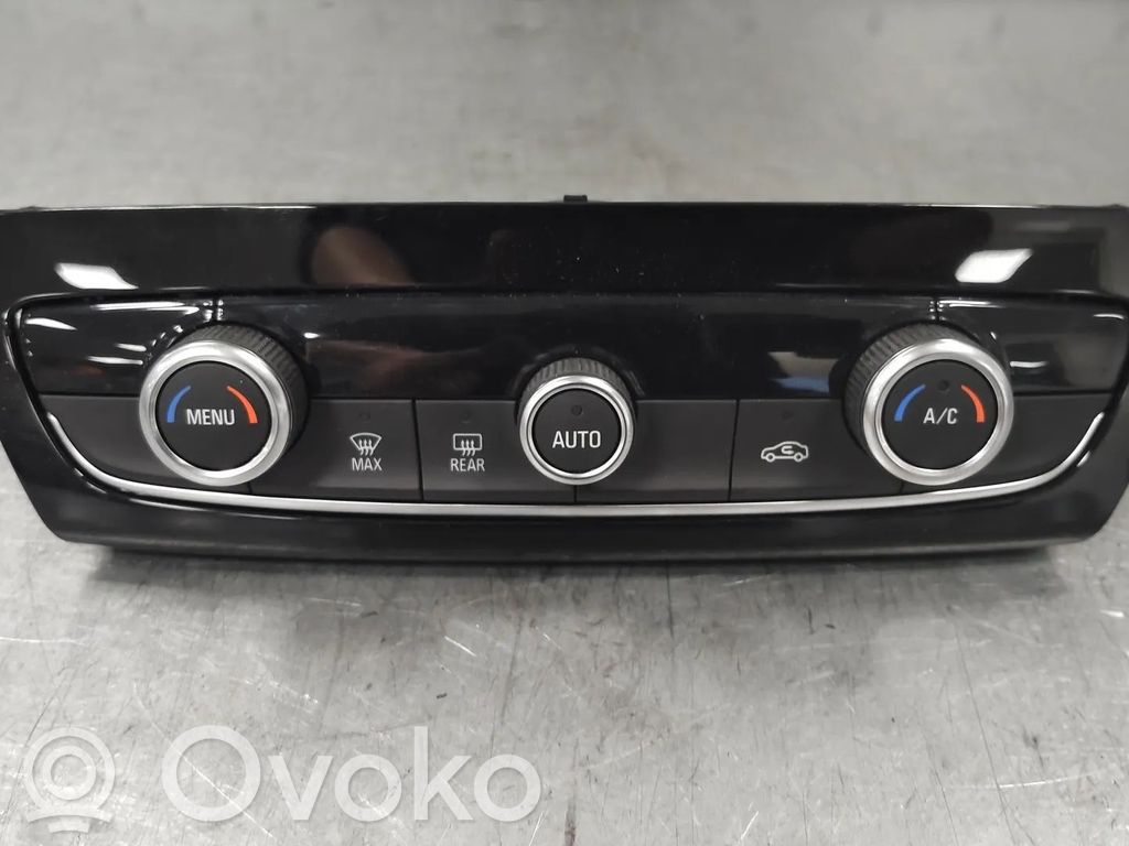 Opel Corsa F Panel klimatyzacji 