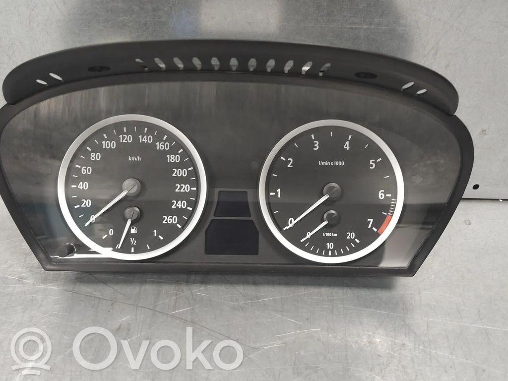 BMW 5 E60 E61 Speedometer (instrument cluster) 
