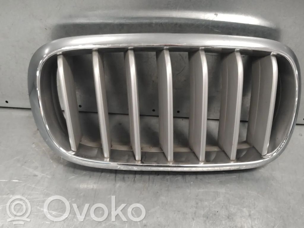 BMW X5 F15 Griglia superiore del radiatore paraurti anteriore 