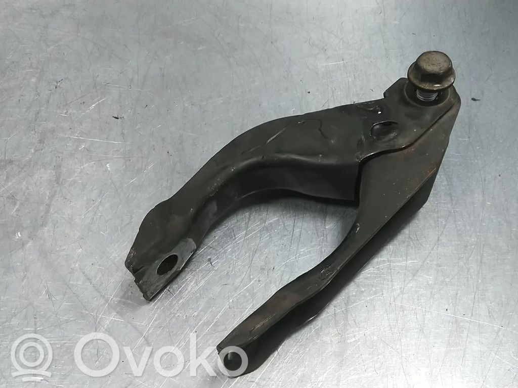 Vauxhall Astra K Engine mount bracket 