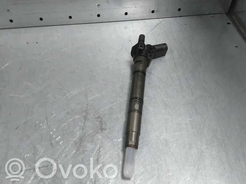 Audi Q7 4M Fuel injector 