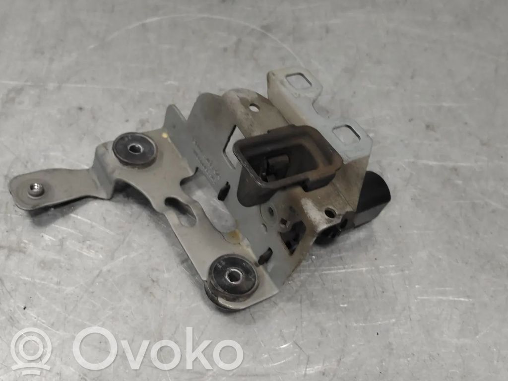 BMW 3 G20 G21 Zamek klapy tylnej / bagażnika 