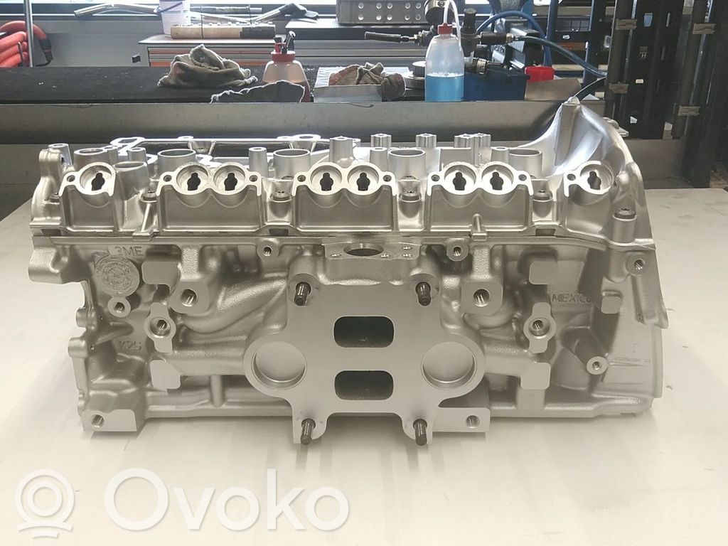 Audi TT TTS RS Mk3 8S Głowica silnika 