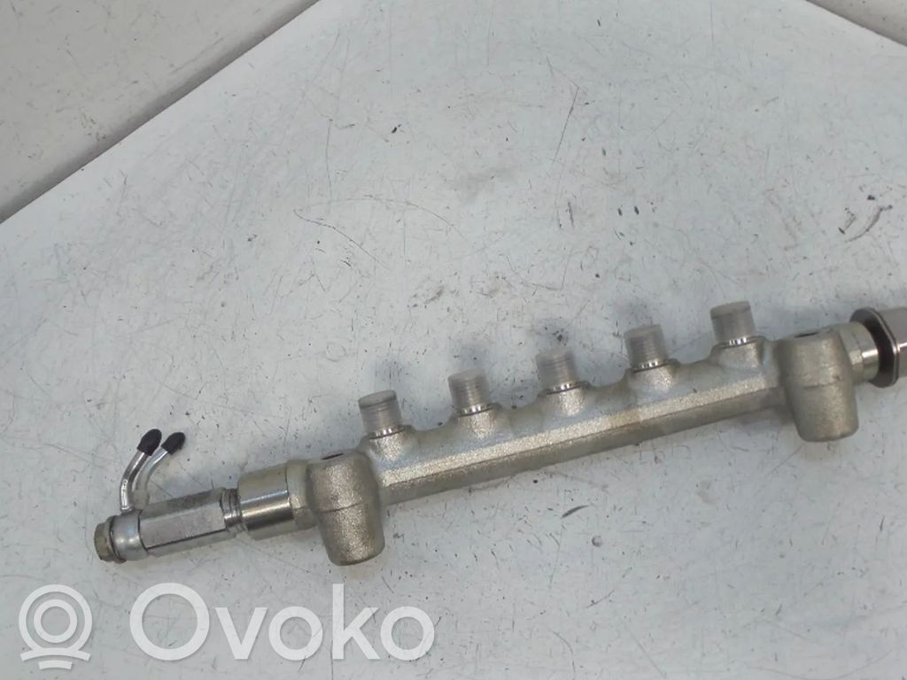 Opel Meriva B Tubo principal de alimentación del combustible 