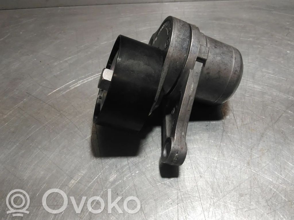 Opel Movano B Kita variklio skyriaus detalė 