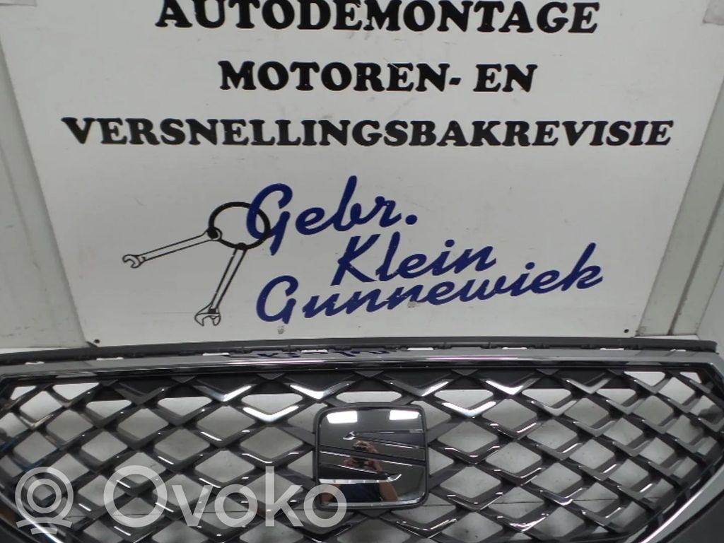 Seat Tarraco Maskownica / Grill / Atrapa górna chłodnicy 