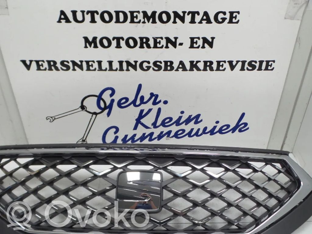 Seat Tarraco Maskownica / Grill / Atrapa górna chłodnicy 