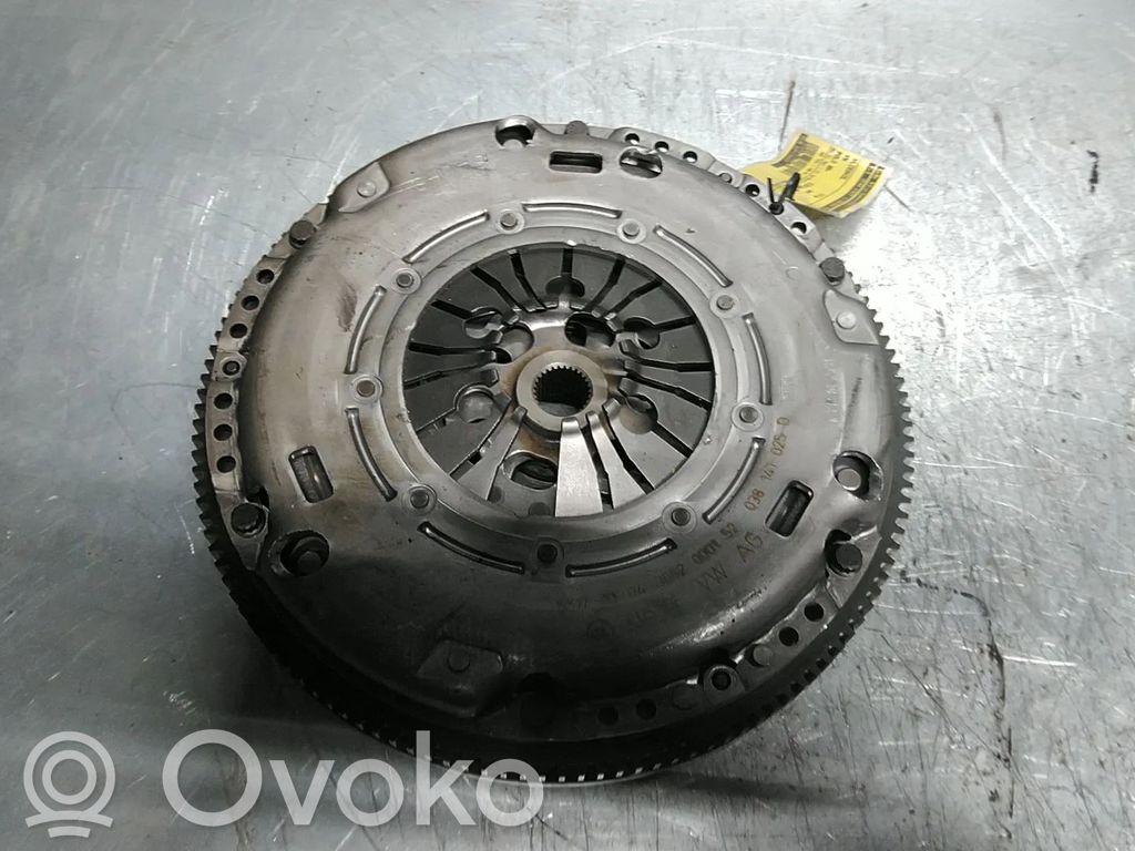 Volkswagen Polo V 6R Volanta ambreiaj 