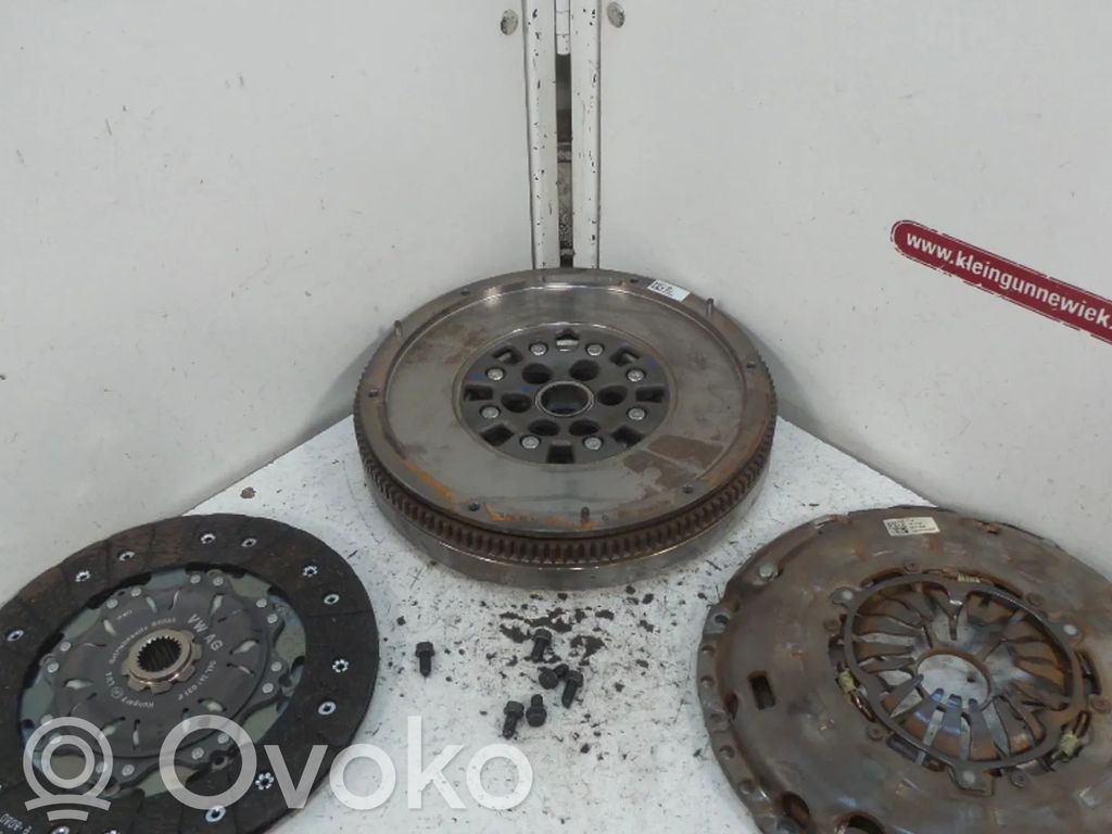 Volkswagen PASSAT B8 Volante motor 