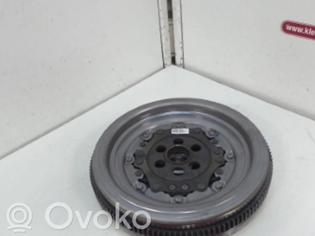 Volkswagen Golf VII Volanta ambreiaj