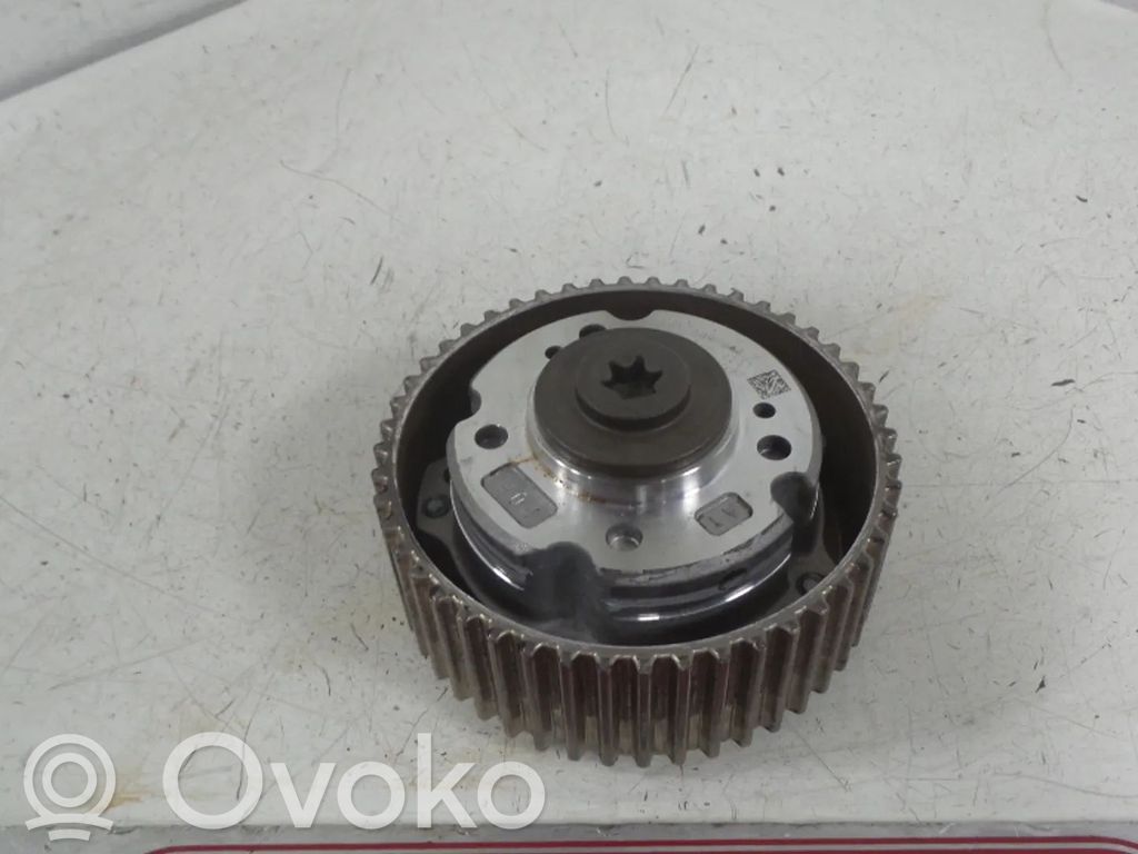 Volkswagen Golf VII Camshaft pulley/ VANOS 