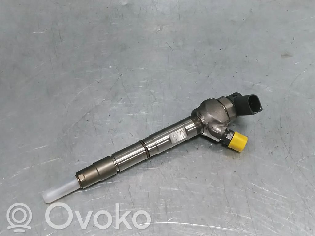 Audi Q5 SQ5 8R Fuel injector 