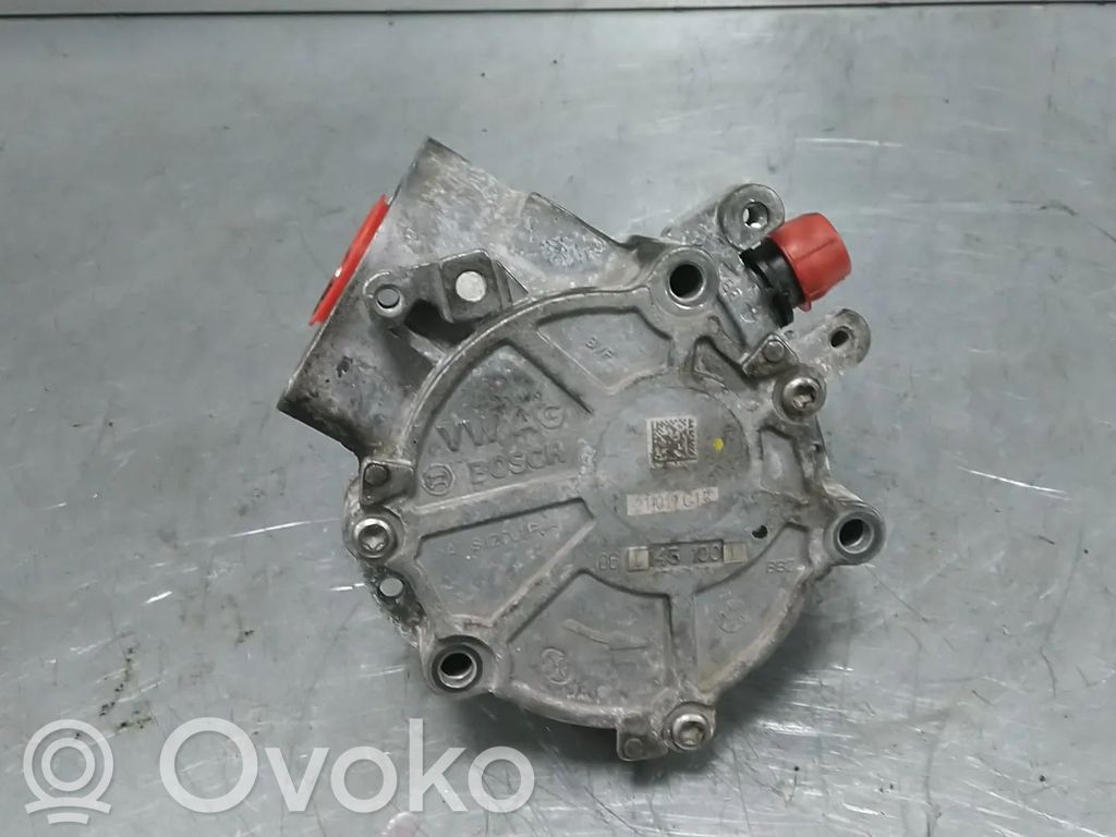 Główny cylinder hamulca   06L145100L,06L145100G,06L145100P,DNU