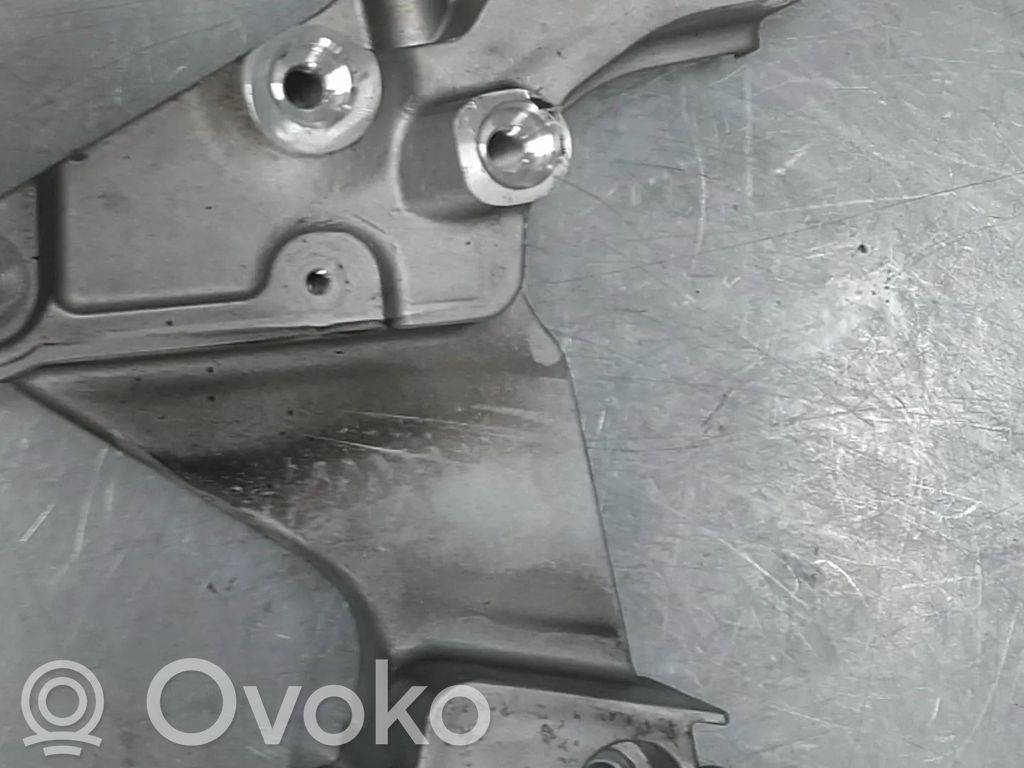 Volkswagen Golf VII Dzinēja spilvens 