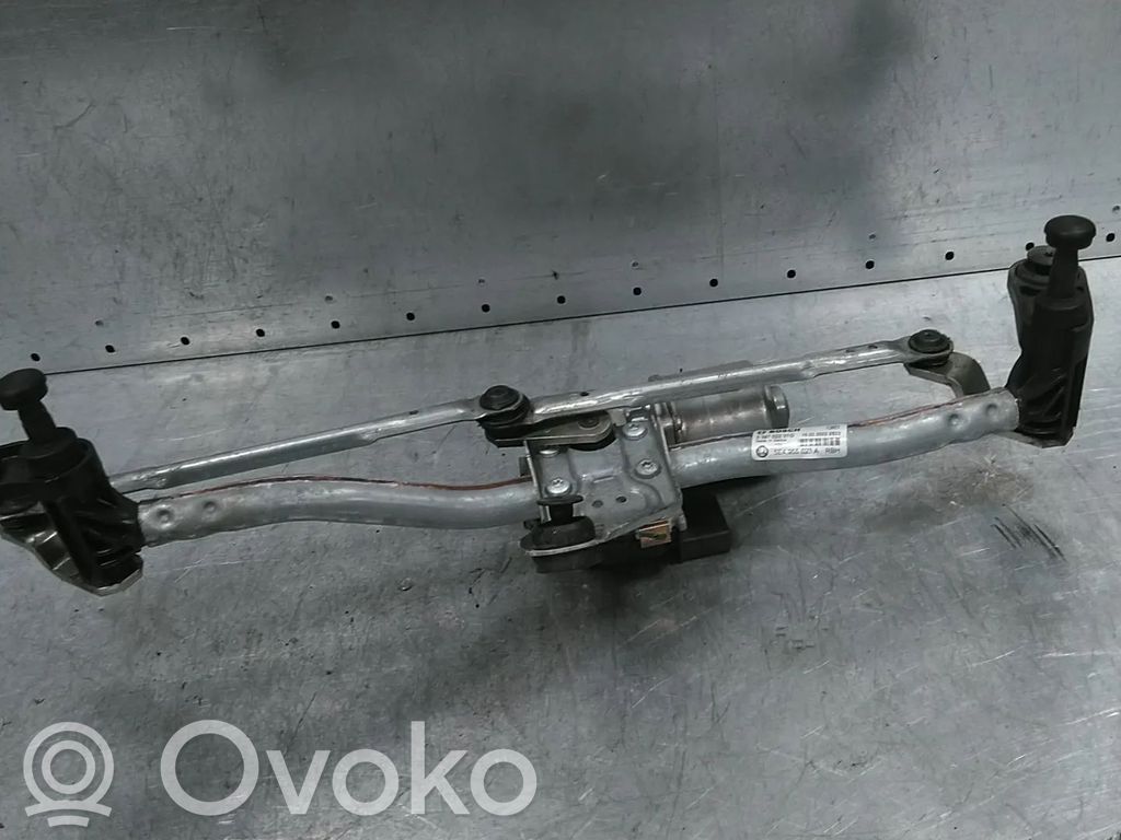Skoda Octavia Mk4 Mechanizm i silniczek wycieraczek szyby przedniej / czołowej