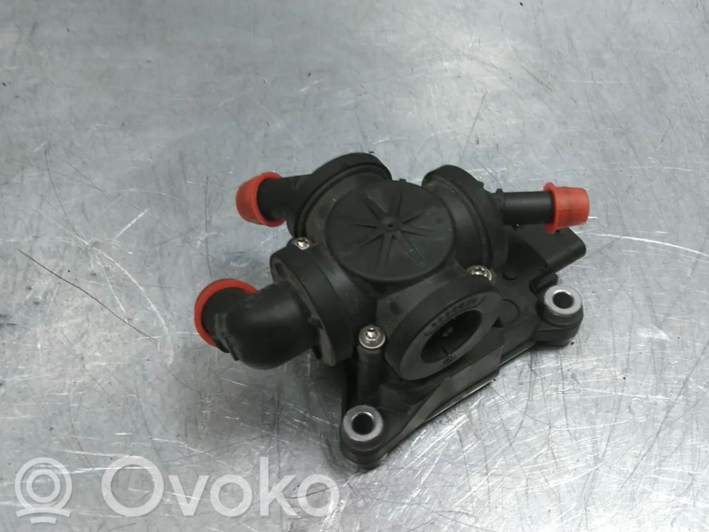 Audi A4 S4 B9 Šildymo radiatoriaus vožtuvas (-ai) (kiaušiniai) 