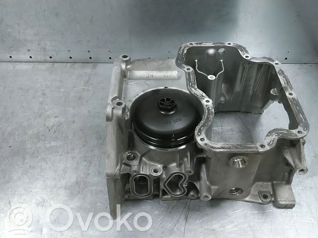 Renault Clio IV Öljypohja 