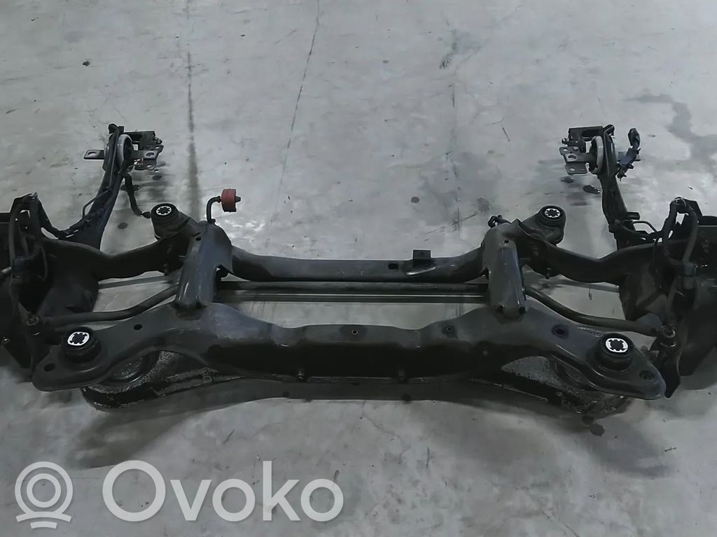 Volvo V60 Grinda punții spate 