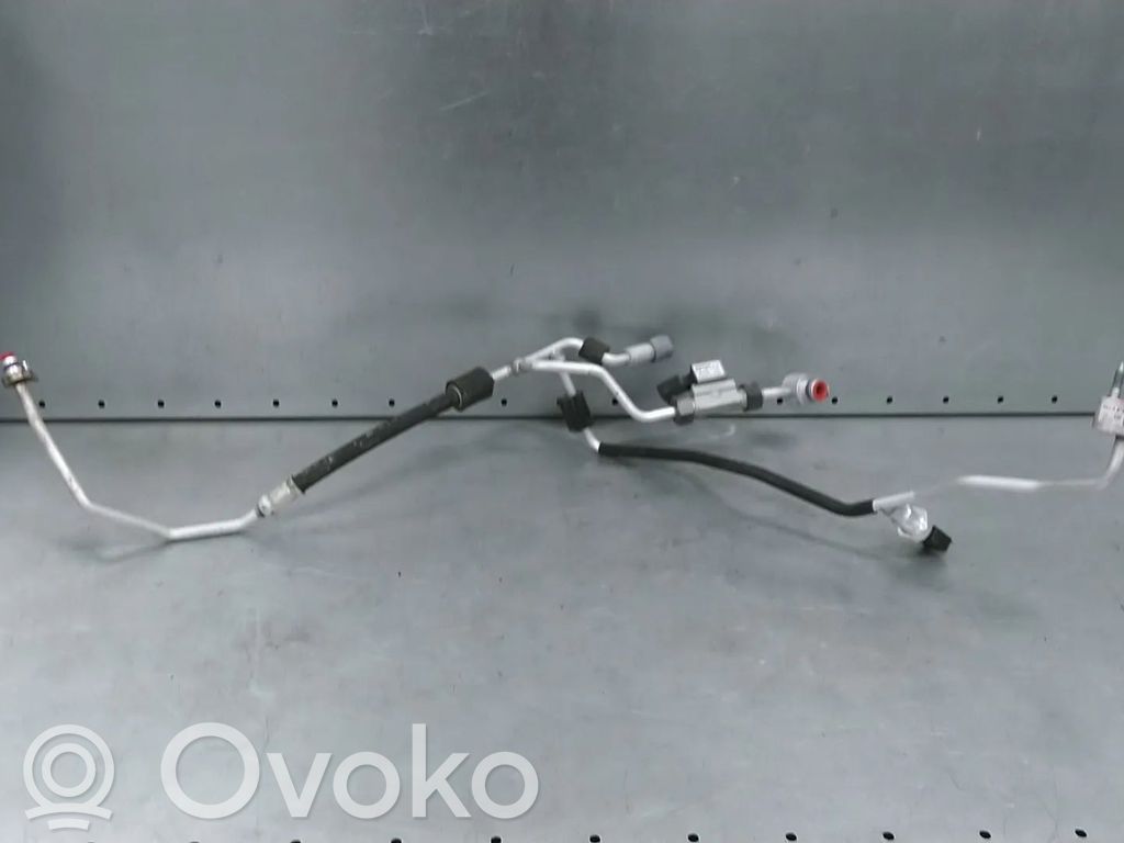 Skoda Octavia Mk4 Conductă/furtun aer condiționat (A/C) 