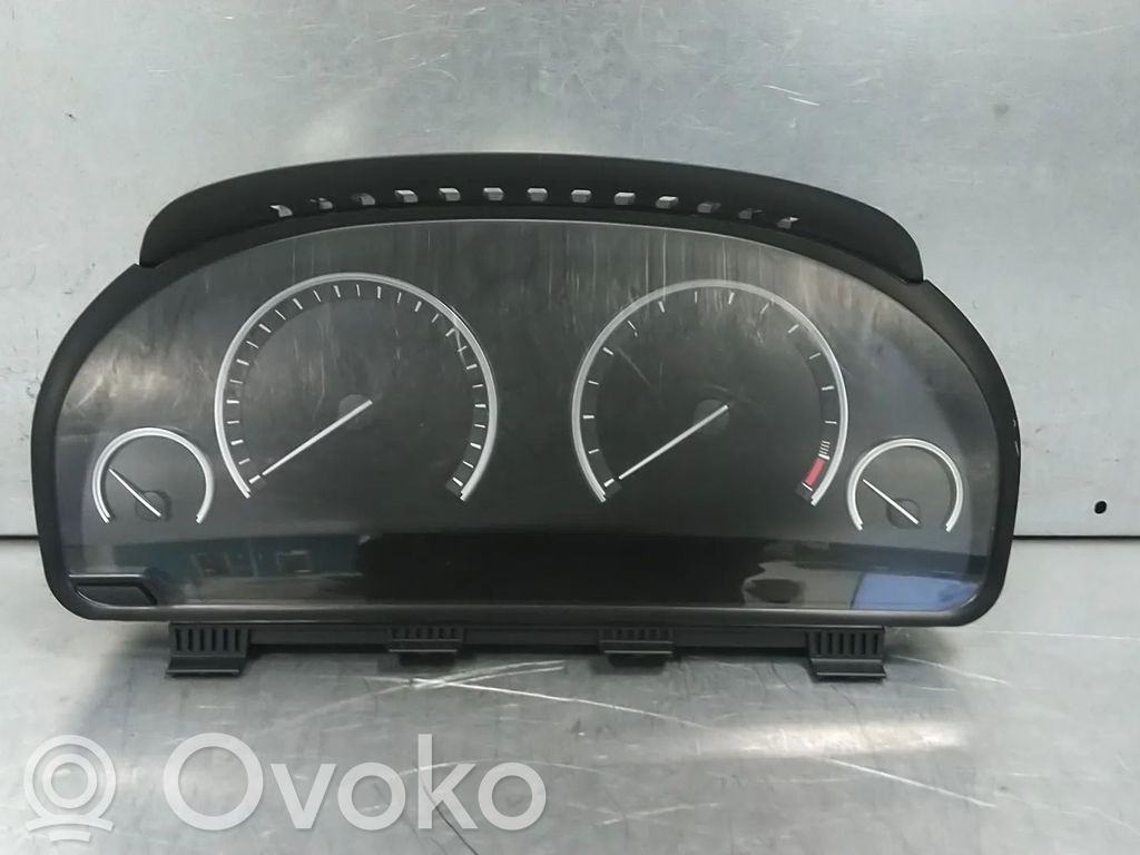 BMW 5 GT F07 Geschwindigkeitsmesser Cockpit 