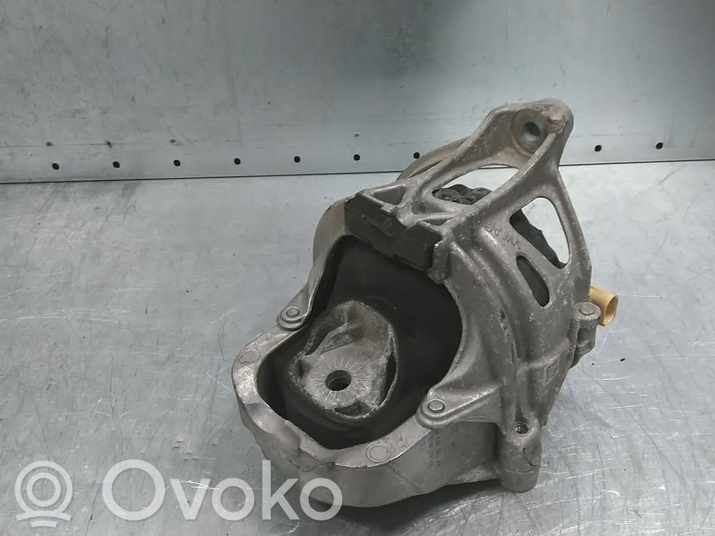 Audi A5 Engine mount bracket 