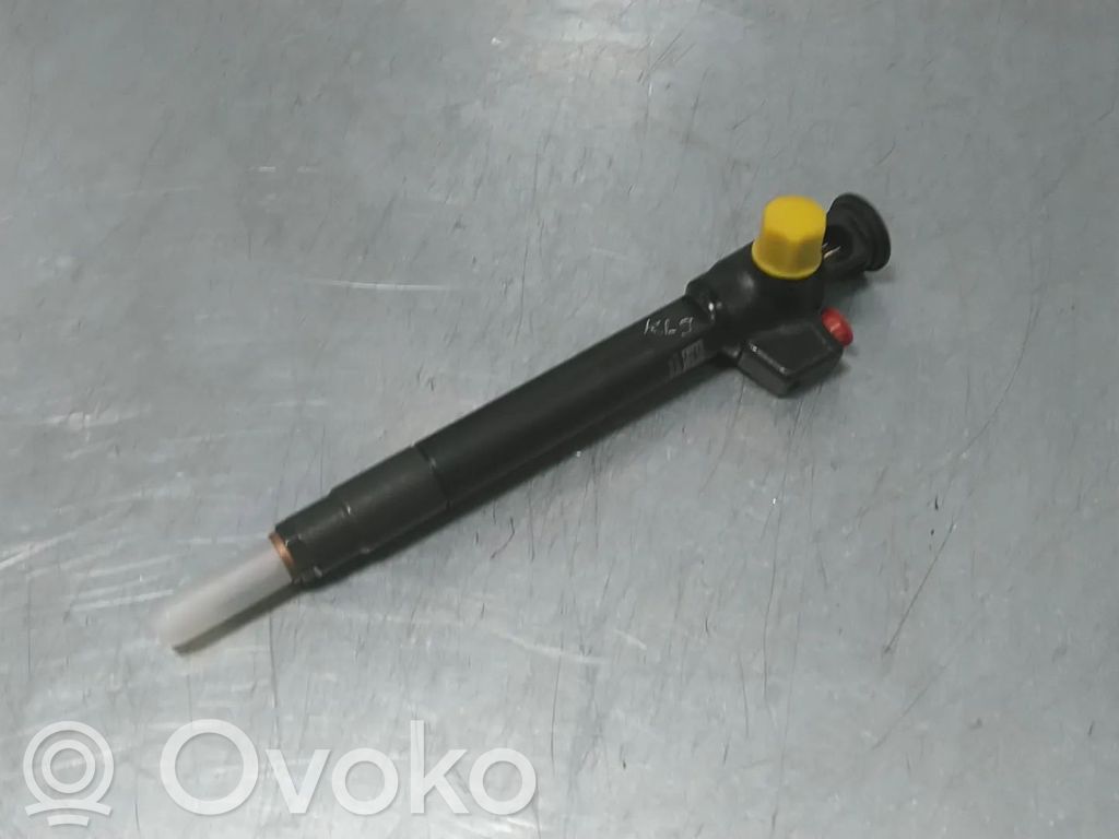 Opel Vivaro Fuel injector 