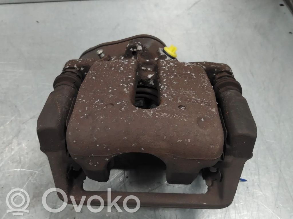 Volvo V60 Задний суппорт 