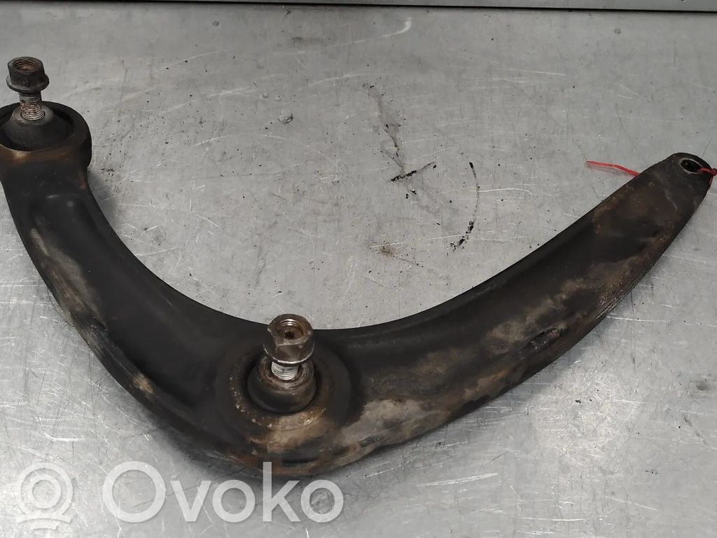 Peugeot 5008 Querlenker Achsschenkel vorne 