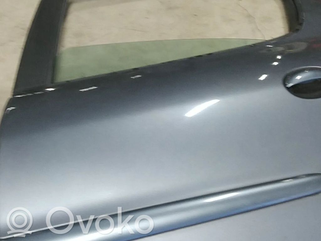 Takaovi   900678
